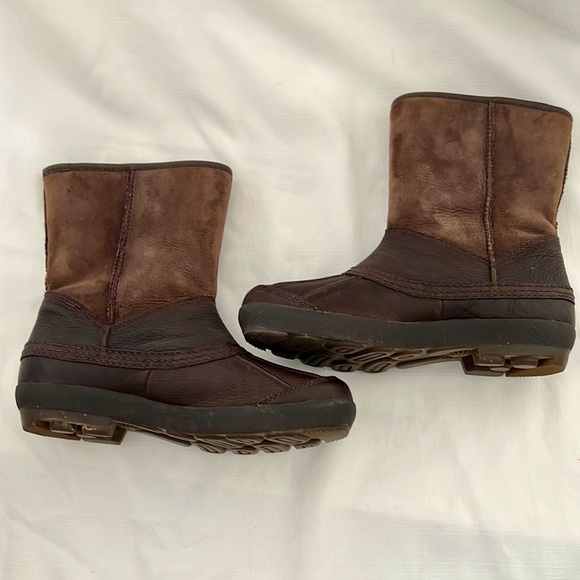 UGG / Waterproof~No Laces Boots - Picture 9 of 16
